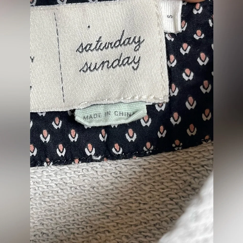 Anthropologie Saturday Sunday Millie Quilted Cut Out Gray Crewneck Top Sz Small - Picture 8 of 10